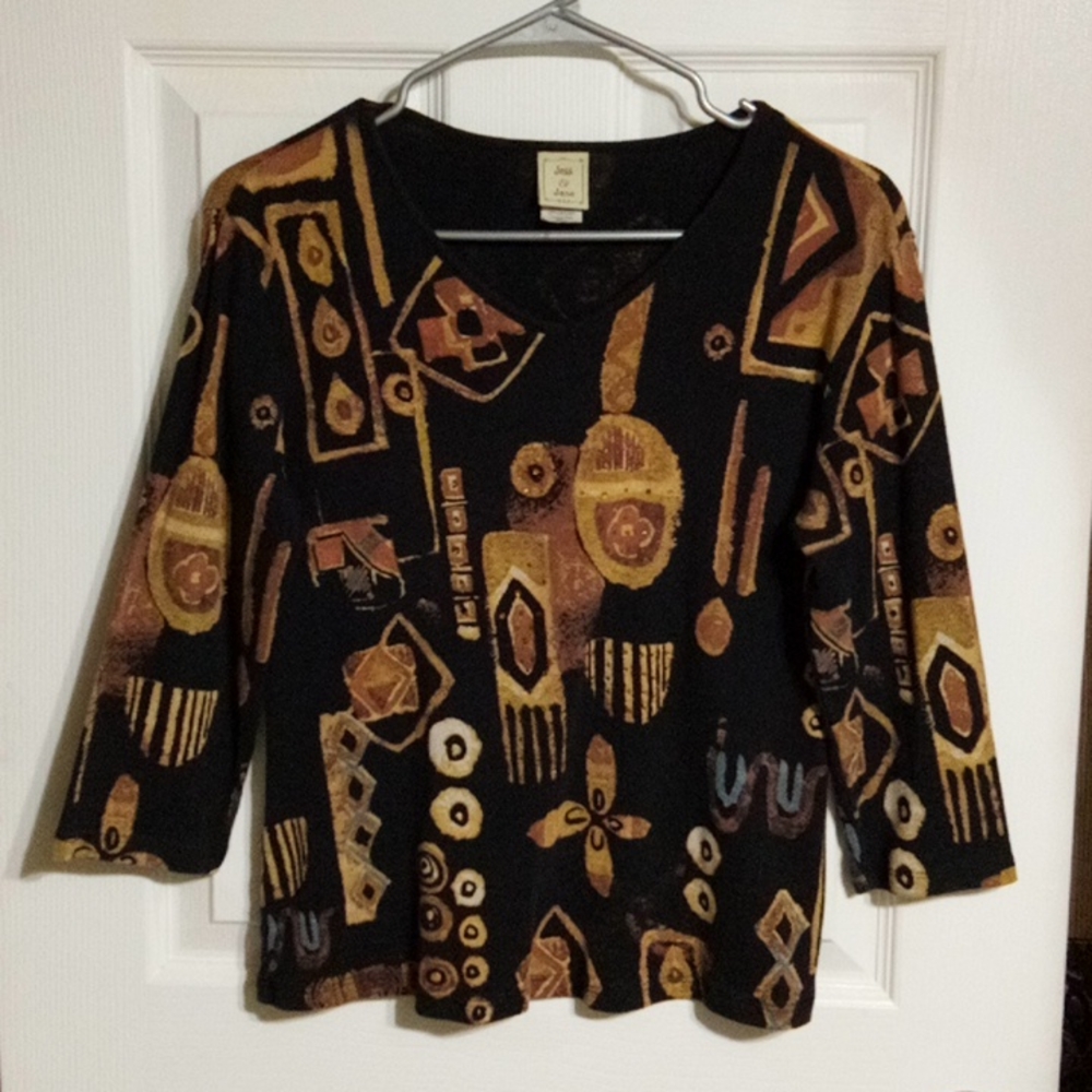 Jess & Jane Treasure Hunt print knit top